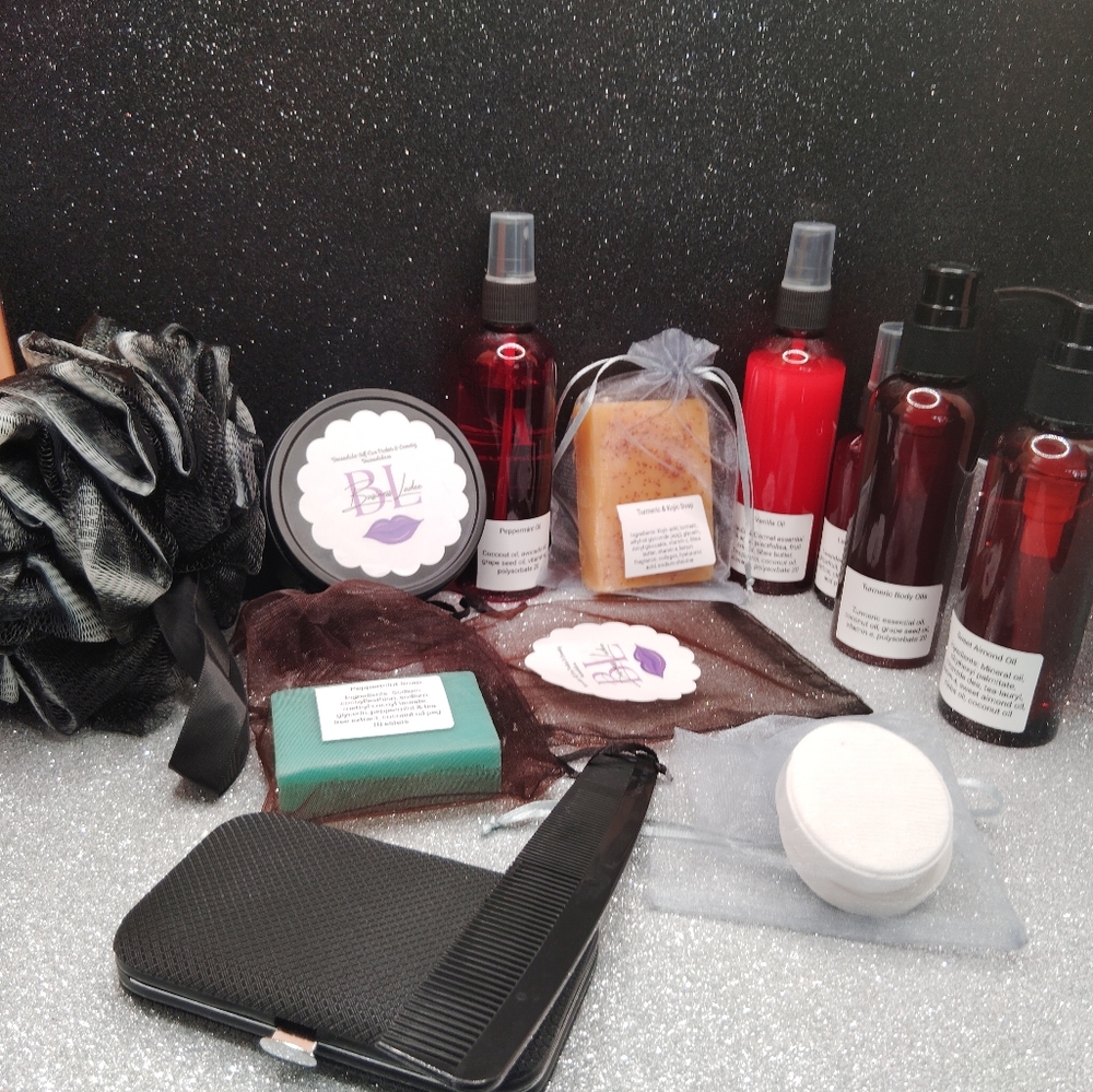 Luxury Men's Grooming Cleanser Set - Black and Red